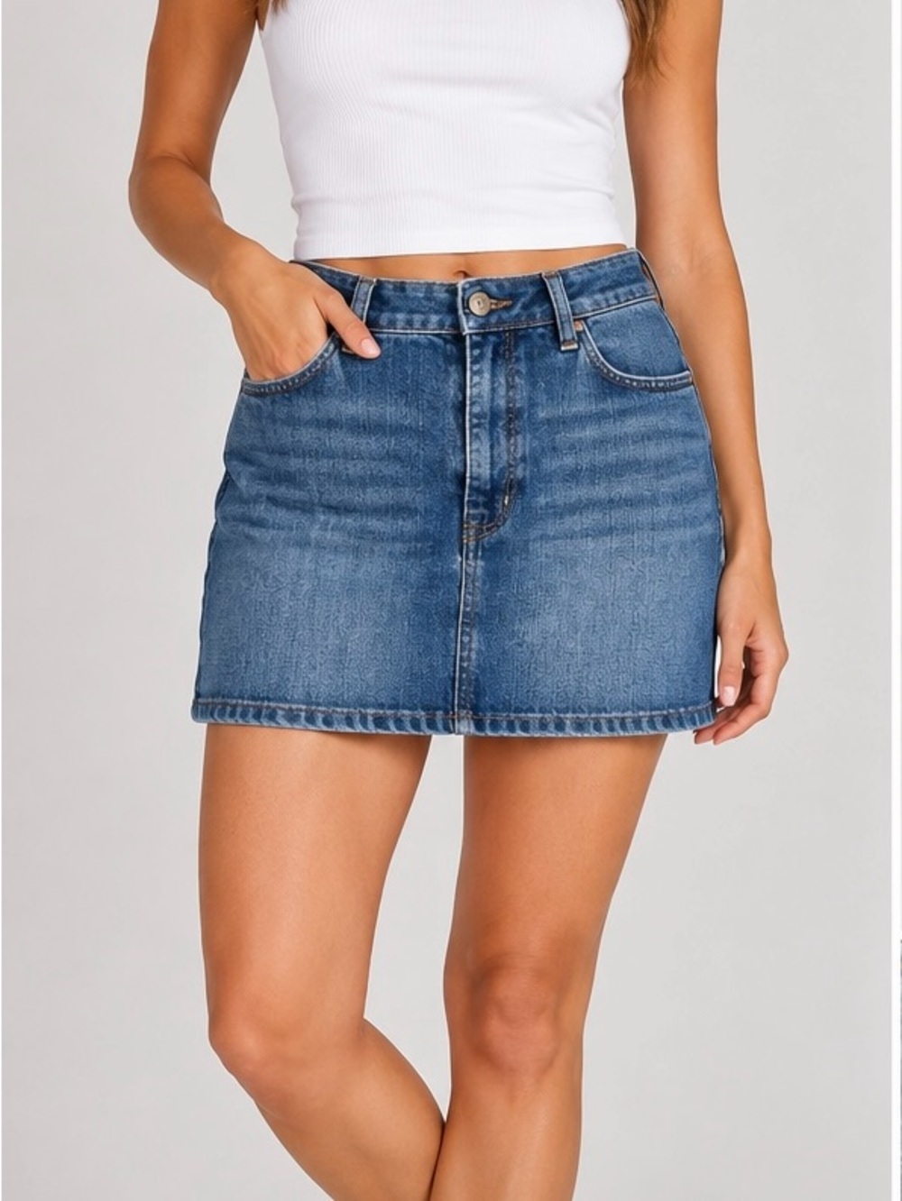 Croft & Barrow Women’s Size 6 Blue Stretch Denim Mini Skirt